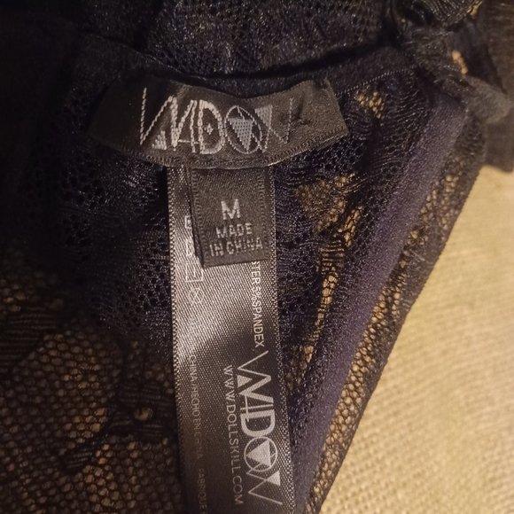 Blood Oath Velvet Bra - Picture 3 of 4